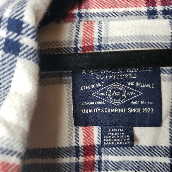 American Eagle Plaid Button Down Top - Picture 3 of 3